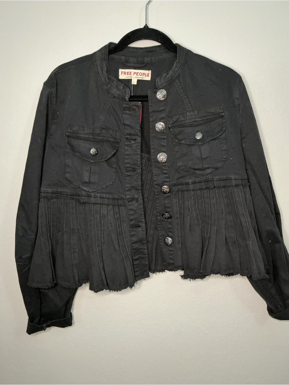 Free People Cassidy Black Pleated Crop Jean Jacket 100% Cotton